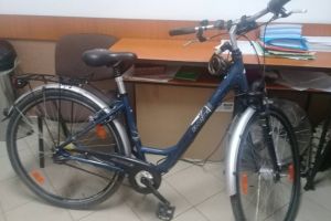 Bicicleta furata pentru a doua oara, la Timisoara. Hotul a patruns in scara blocului
