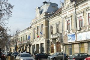 Curtea de Conturi ne dă dreptate în afacerea „Ornamentele de Crăciun”. Prejudicii şi abateri financiare de peste 23 de milioane de lei, în 2016, la Primăria Deva
