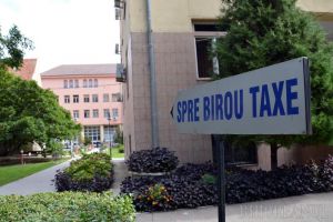 Cresc taxele la Universitatea din Oradea