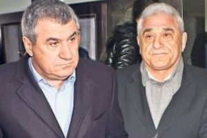Ioan si Victor Becali s-au predat Politiei