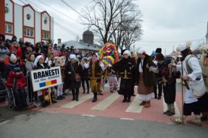 Sărbătoarea comunei Brăneşti. Ziua Cucilor, carnavalul popular al primăverii