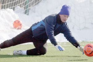 Hăisan, alături de alben-verzi