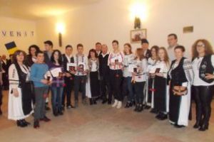 La Breţcu a fost organizat „Balul Generaţiilor”   „Să nu trăiţi pentru iluzii! Iluzia trece, fapta rămâne!”- Dimény Zoltán, primarul comunei