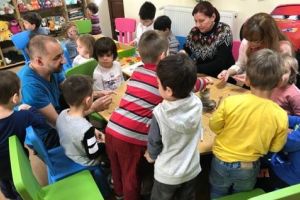 „Mărţişor pentru mama mea”, activitate derulată la Centrul pentru copii „Anastasia”