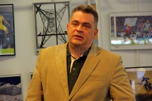 Expoziţia „Mai stau un pic, mai fac o caricatură”, a artistului Ovidiu Ambrozie Bortă, ...