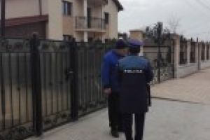 „PAZA BUNA…FERESTE CASA DE HOTI!”