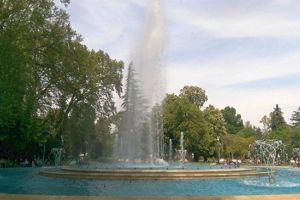 Fantana lui Robu ar putea costa chiar si 4 milioane de euro, dar cu un ecran imens pe pelicula de apa