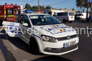 Ghionion teribil pentru un pieton. A fost acrosat cu oglinda de o masina si ucis pe loc de un autoturism ce venea din spate