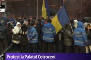 A început PROTESTUL la Palatul Cotroceni: 