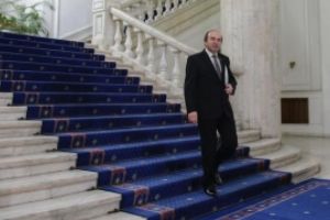 Tudorel Toader, AMENINŢAT din mijlocul protestelor: Mesaj dur al unui deputat PSD - 'Cere revocarea lui Kovesi sau lasă locul liber'