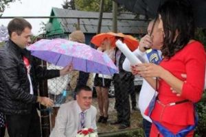 NUNŢILE DIN RUSIA, nebunia-unicat care şi-a câştigat locul în istoria online-ului. Mirii şi miresele sunt RAZNA LA MAXIMUM. Galerie foto