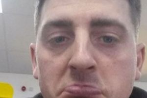 IMAGINI INTERZISE MINORILOR! Managerul unui MARE LANȚ de MAGAZINE, prins când FĂCEA SEX cu o fată de 19 ani - VIDEO EXPLICIT 