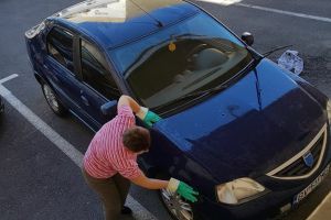 Lumea ridică tot mai sus preşul sub care s-a ascuns mizeria de la Poliţia Locală din Braşov