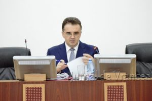 VIDEO: Oprişan, atac subtil la Dragnea: candidează pentru o funcţie înaltă în PSD