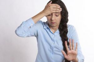 Arterita temporală conduce la dureri de cap, dureri mandibulare şi tulburări de vedere 