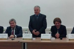 „Istoria şi cenzura scrisului istoric”, volum în omagiul universitarului Ion Zainea (FOTO)