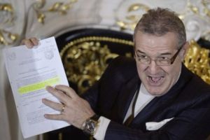 Becali a câştigat PROCESUL pentru marca „FCSB”. CSA, bun de plată