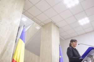 SONDAJ - DNA se PRĂBUȘEȘTE: încrederea în instituţie ajunge la cote de AVARIE