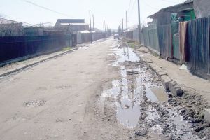 O nouă şansă de la primărie pentru cartierele bârlădene Munteni şi Podeni: Credit bancar pentru asfaltare