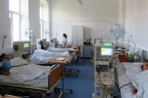 FOTO Centrul de  Hemodializă al Spitalului Judeţean Sibiu, complet renovat