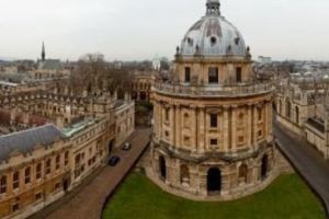 Situaţie fără precedent: Universităţile engleze BLOCATE timp DE O LUNĂ. Care este motivul