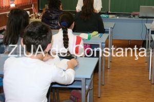 In ce perioada are loc a doua sesiune de depunere a proiectelor de auxiliare didactice in vederea aprobarii/avizarii 