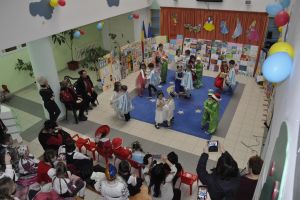 Concurs judeţean „Stropi de curcubeu” la Grădiniţa „Crai Nou” din Bacău, ediţia a II-a