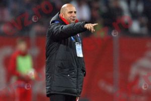 Antrenorul de la Dinamo, înaintea meciului DECISIV: „Asta este cea mai mare PROSTIE”