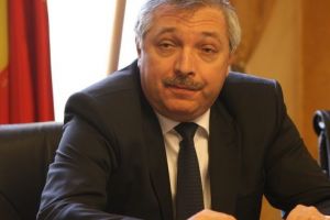 Rectorul UMF Tîrgu Mureş, suspendat din funcţie. Prof. dr. Leonard Azamfirei, membru al unei misiuni diplomatice internaţionale