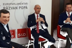 Europarlamentarul Răzvan Popa şi-a inaugurat un birou la Braşov