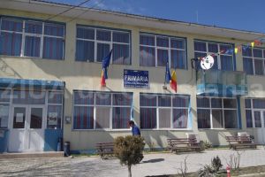 Elevii din Gradina vor primi, saptamana viitoare, uniforme noi. Primarul Gabriela Iacobici, despre frumoasa initiativa