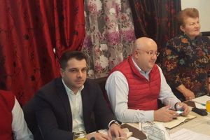 Fosta primarita din Runcu, Maria Dina, a trecut la PSD