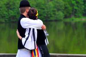 ”Dragobetele sărută fetele!” Cele mai frumoase tradiţii