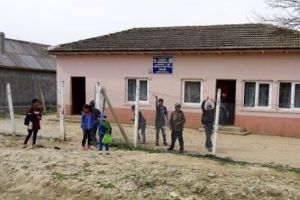 IMPORTANT pentru PĂRINȚI! Când vă puteţi ÎNSCRIE copiii la şcoală