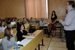 Oana Moraru în Bacău: „Dialogurile transformării” la Universitatea „Vasile Alecsandri”
