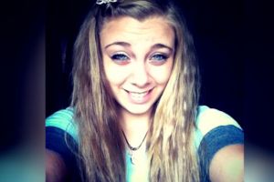 Atenţie la dependenţe! O tânără a rămas fără vedere, după ce s-a drogat şi a vrut să-şi scoată singură ochii din cap