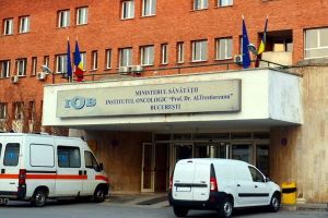 Un bărbat din Comăneşti a ajuns acasă cu cadavrul unei femei din Piteşti