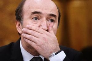 Tudorel Toader, acuzat că a folosit acte confidenţiale în raportul privind DNA