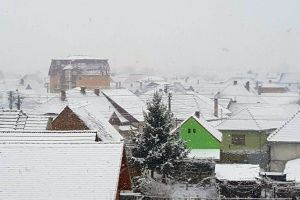 Noi avertizări emise de meteorologi – Ninsori şi viscol în mai multe judeţe