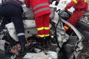 Un mort şi trei răniţi la Cotmeana