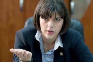 Manifestaţie de susţinere pentru Kovesi în Piteşti