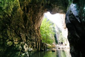 Într-un sat din Alba, localnicii au creat o asociaţie, au cumpărat biciclete pe bani europeni şi promovează obiectivele turistice şi tradiţiile din zona lor