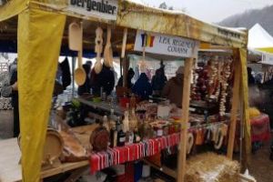 O echipă din judeţul Alba, câştigătoarea Festivalului „Pomana porcului” de la Balvanyos
