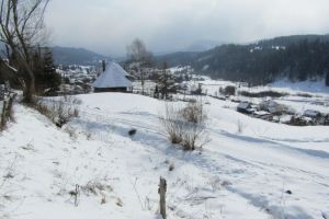 Colibiţa, peisaje superbe de iarnă dintr-o drumeţie de trei ore (FOTO)
