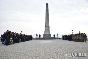 În 28 februarie: Martiriul lui Horea, Cloşca şi Crişan, comemorat la Alba Iulia prin depuneri de coroane şi ceremonial religios