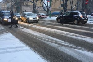 Timisul, sub doua coduri galbene: de ger si de viscol