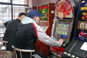 Un tanar a fost talharit chiar de prietenul cu care a baut o noapte intreaga, intr-un bar din Ploiesti!