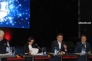 Angajaţii Consiliului Judeţean vor fi „recompensaţi” cu salarii mai mari