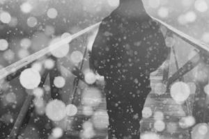 Vremea. SUPER ALERTĂ meteo. FENOMENUL RAFALĂ va răscoli România. ASTA NE MAI LIPSEA… Breaking news