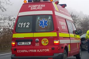 Accident în Dealul Dăii. Intervin două ambulanţe